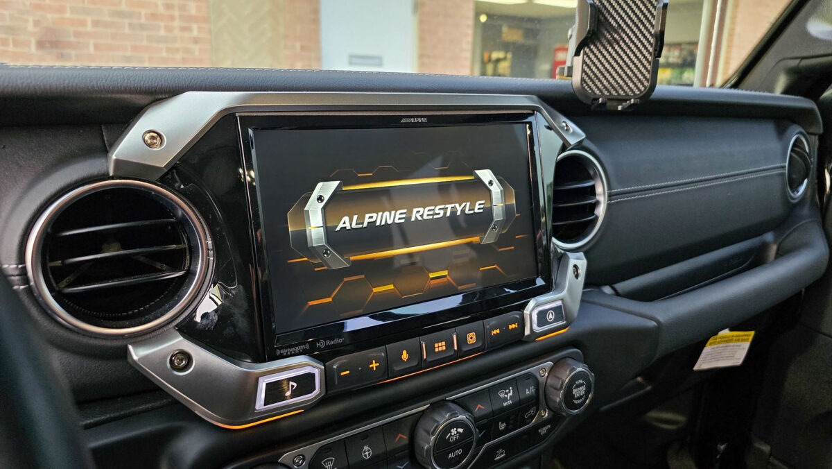 Jeeps - Real Time Car Audio & Accessories